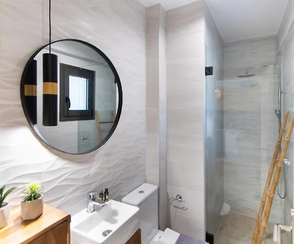 Konstantinos Seaside View Nikiana