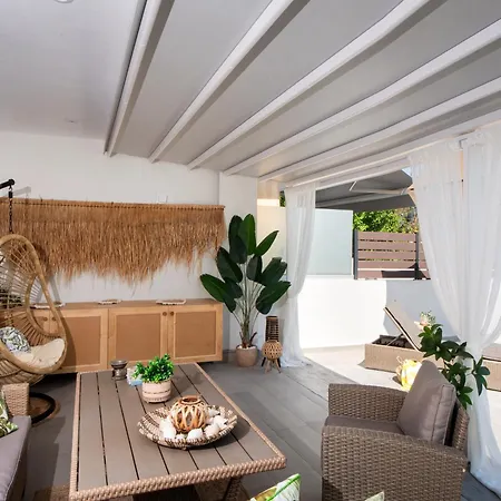 Konstantinos Seaside View * 尼基亚娜