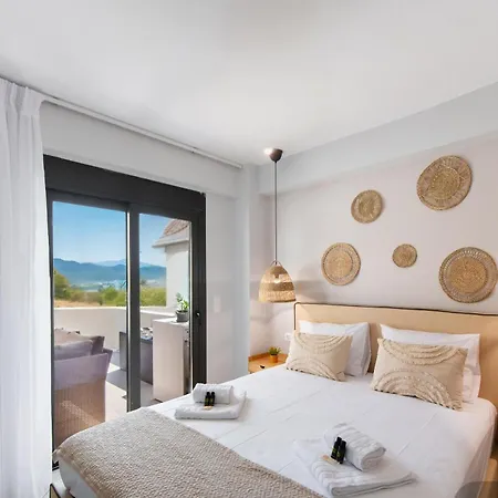 Konstantinos Seaside View By Imagine Lefkada * Nikiana