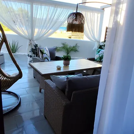 Konstantinos Seaside View アパート